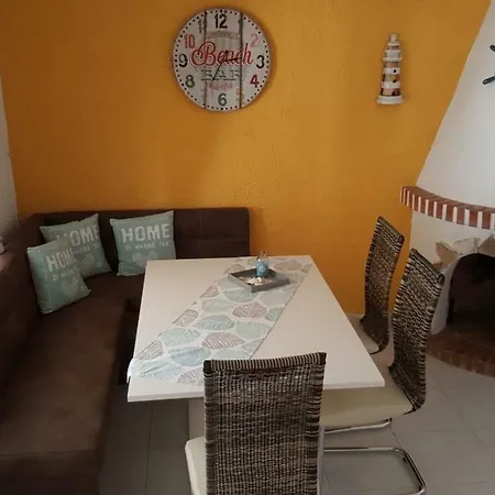 Inmobahia - Montgri 205 Holiday home Empuriabrava